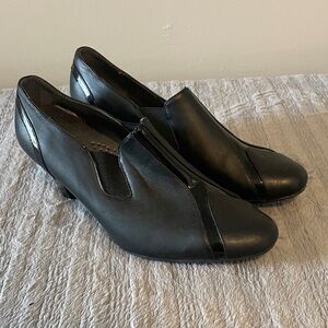Tender Tootsies Black Low Heel Comfort Work Shoes Size 11